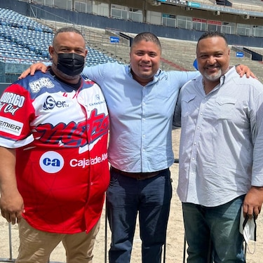 Carlos Lee renuncia a la dirección del equipo Mayor de Panamá Metro