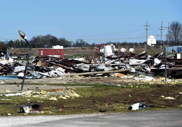El sur y sureste de Estados Unidos, en alerta máxima por fuertes tormentas y tornados