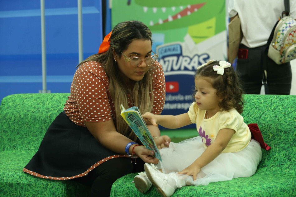 Arrancó la fiesta más grande de la literatura, la Feria Internacional del Libro de Panamá 2024