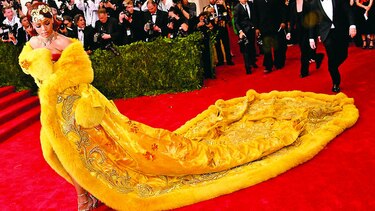 Dragones en la alfombra roja