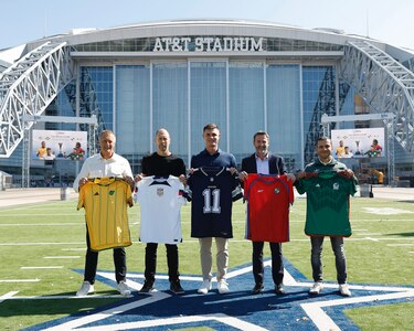 Lozano reconoce el crecimiento de Panamá y la pérdida de dominio mexicano