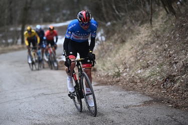 Pogacar, muy superior al resto, acaricia la victoria en la Tirreno-Adriático