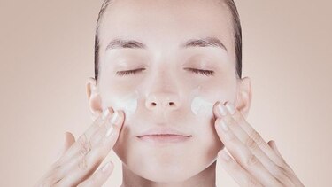 El bloqueador solar no es solo para usar en la estación seca