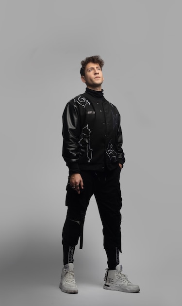 Gian Varela busca entrar en el top 100 de djs del mundo