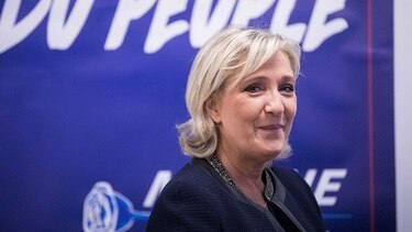 Valls considera 'posible' que ultraderechista Marine Le Pen gane en 2017