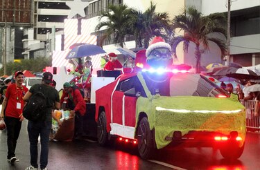 El Desfile de Navidad City Of Stars 2025 en fotos