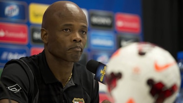 Julio César Dely Valdés, nuevo técnico de Tauro FC