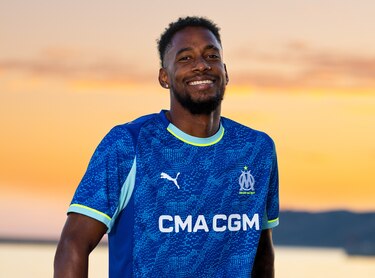 Michael Amir Murillo jugó todo el partido en la derrota del Marsella ante Lyon