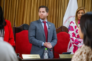 Revocatoria de Mayer Mizrachi no despega: solo 25 firmas en dos semanas