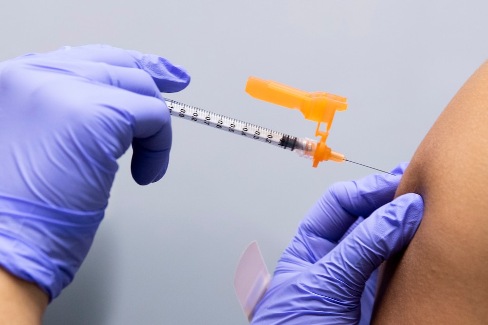 La EMA respalda las vacunas de Pfizer y Moderna adaptadas a variantes