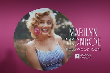Una exposición revive el legado de Marilyn Monroe con piezas íntimas y legendarias de cine