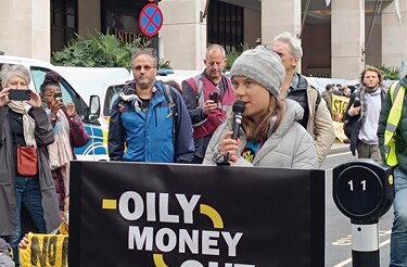 Detienen a la activista Greta Thunberg en una protesta en Londres