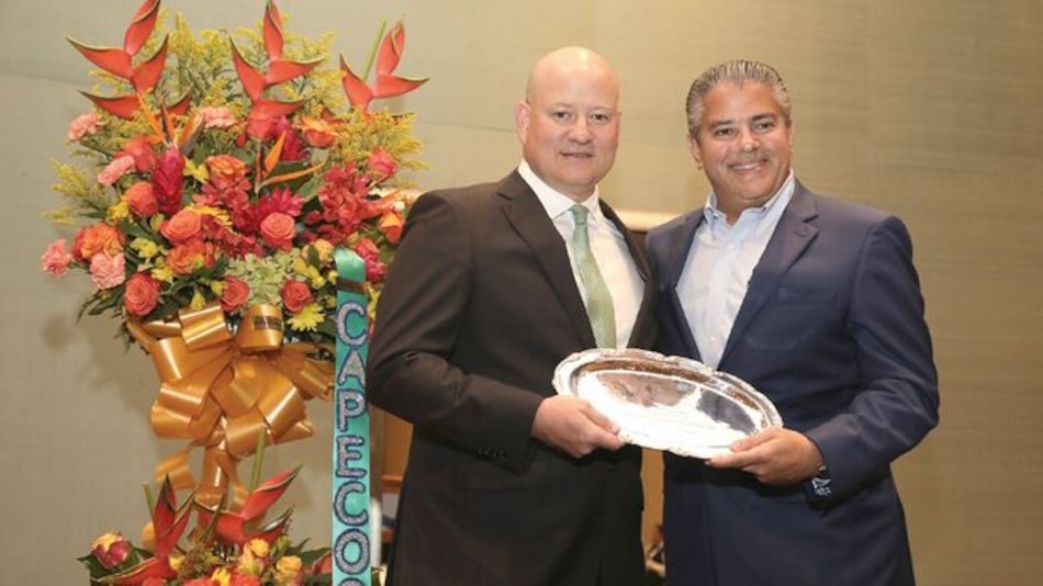 Capecose selecciona a Eduardo Tejeira como asegurador distinguido