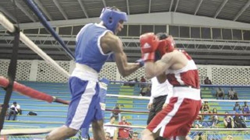 Púgiles panameños arrancan con dos triunfos