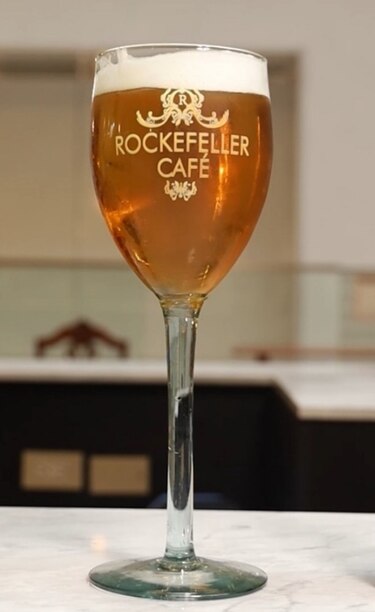 Rockefeller Café éxito imparable. Un lugar para la vida social y los negocios