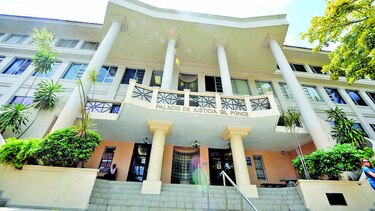 Magistrado Luis Ramón Fábrega deberá resolver 'habeas corpus' a favor de familiares de Martinelli y exfuncionarios