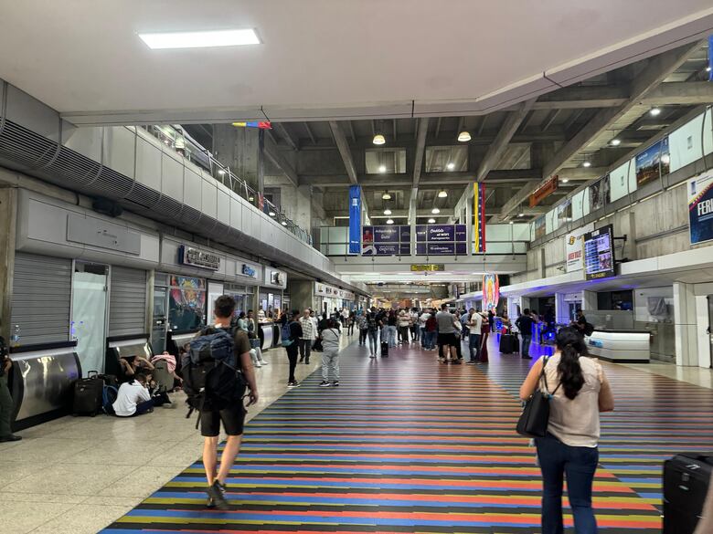 Esperan que Venezuela reconsidere y levante la suspensión de vuelos a Panamá, Perú y República Dominicana