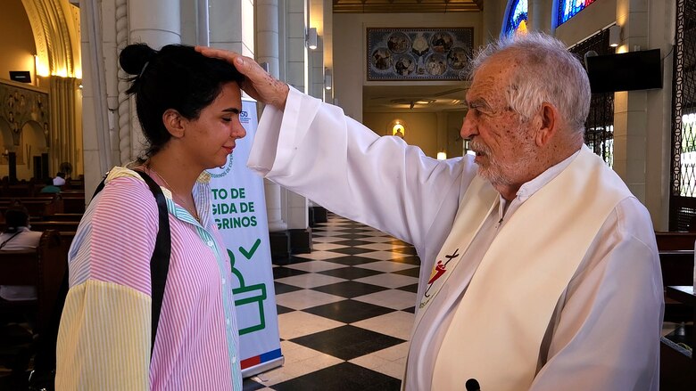 Help!: El grito de una migrante iraní que Donald Trump deportó a Panamá