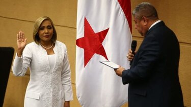 Yanibel Ábrego se reelige como presidenta de la Asamblea, con los votos del PRD y CD