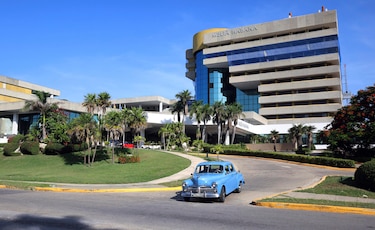 La cadena hotelera española Meliá cesa toda sus operaciones en Cuba a partir del viernes