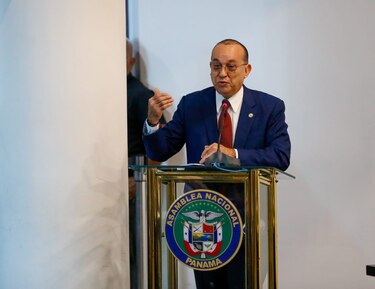 Disminuir la evasión y aumentar los rendimientos de los fondos de la CSS, la propuesta de la UP