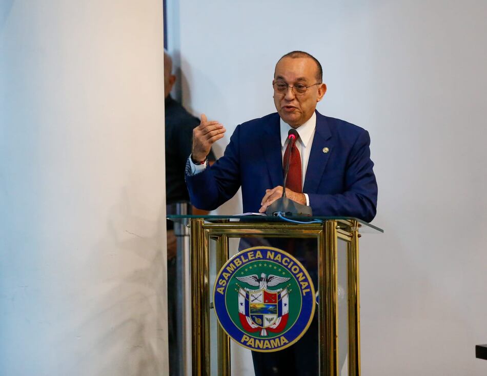 Disminuir la evasión y aumentar los rendimientos de los fondos de la CSS, la propuesta de la UP