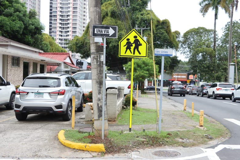 Reorganizan tránsito en San Francisco: calles Los Lirios y 72 ahora en un solo sentido