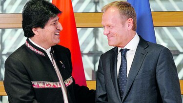 Morales y Tusk hablan del Acuerdo de París