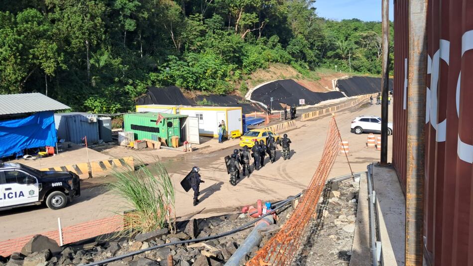 Suntracs no acata arbitraje, enfrenta al Mitradel y la Policía llega a la línea 3 del Metro