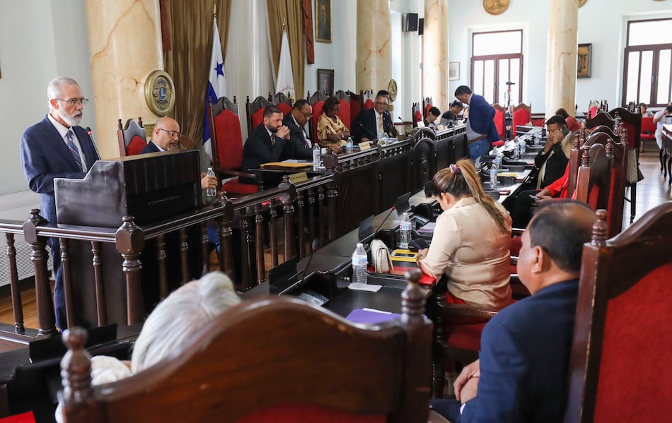 El día que el alcalde Fábrega y 19 ediles aumentaron los impuestos