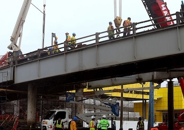 Termina reemplazo de viga en el puente de Villa Lucre