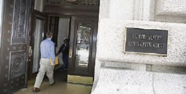 Quiebran 3 bancos más en Estados Unidos