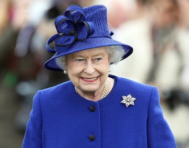 La abdicación de Juan Carlos pone la mirada en Isabel de Inglaterra