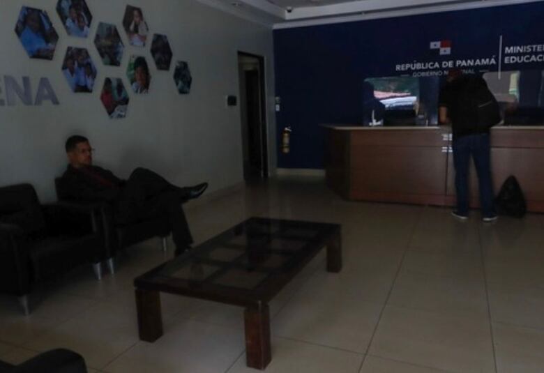 Sectores de Ancón se quedan sin luz eléctrica; el Meduca también fue afectado