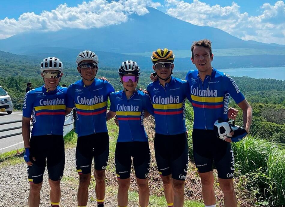 Ciclistas colombianos se felicitan de la dureza de la prueba olímpica