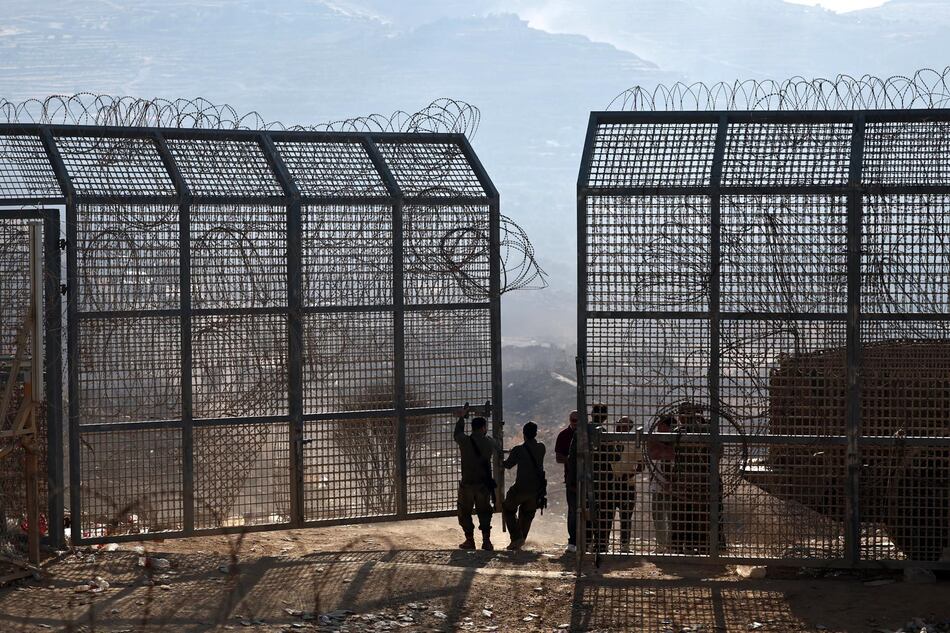 Siria e Israel acuerdan alto el fuego con apoyo de Estados Unidos, según enviado especial de Trump