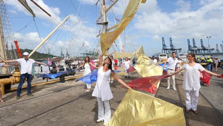 Peregrinos de Polonia llegan en un velero para participar de la JMJ