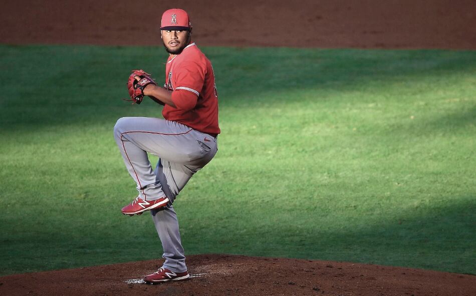 Panameños pelean por un puesto