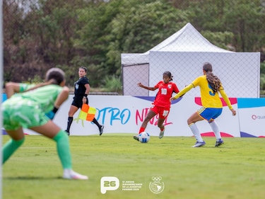Panamá arranca con pie derecho: Derrota a Colombia