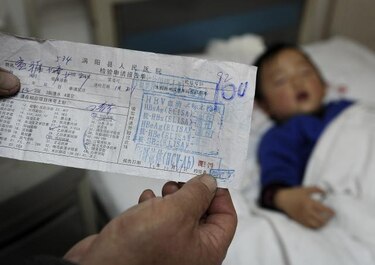 Decena de niños chinos infectados de hepatitis por mal uso jeringas