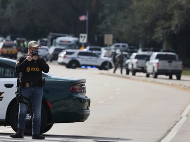 Dos agentes del FBI murieron y tres resultaron heridos en tiroteo en Florida