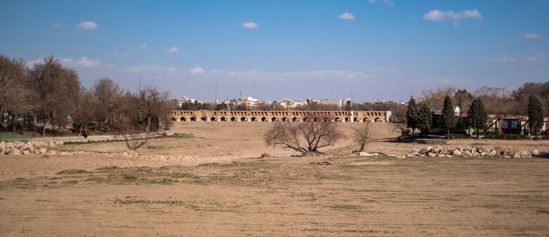 El día cero en Teherán: cómo la megacapital de Irán se está quedando sin agua y electricidad para sus 10 millones de habitantes