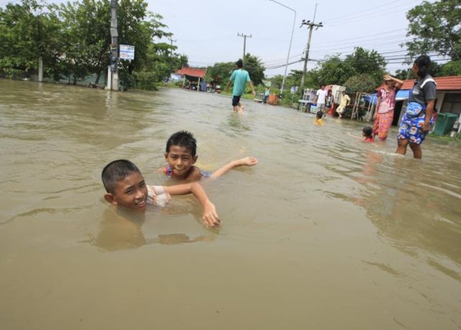 Empeora la situación por las inundaciones en Tailandia