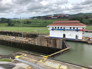 Proyectos de infraestructuras: Experiencias y desafíos de Panamá, México y Ecuador