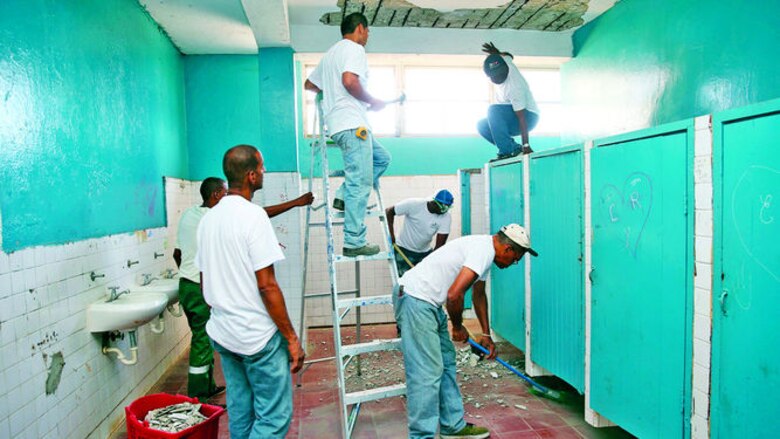 La ‘vejez’ aflije al 60% de escuelas públicas