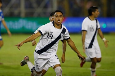 Guatemala hunde a El Salvador y es dueña de su destino