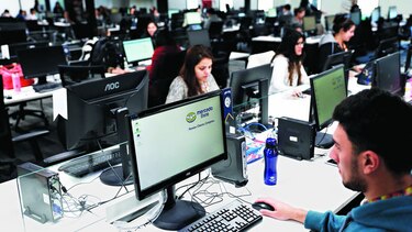 Senado brasileño aprueba polémica reforma laboral