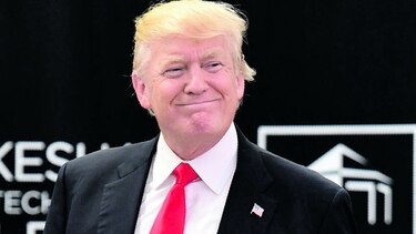 Trump quiere que el muro con México sea un panel solar