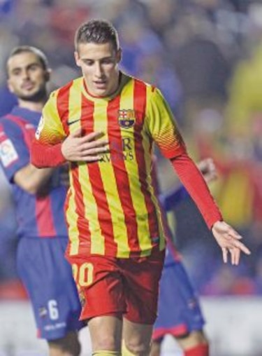 Barcelona remonta y golea