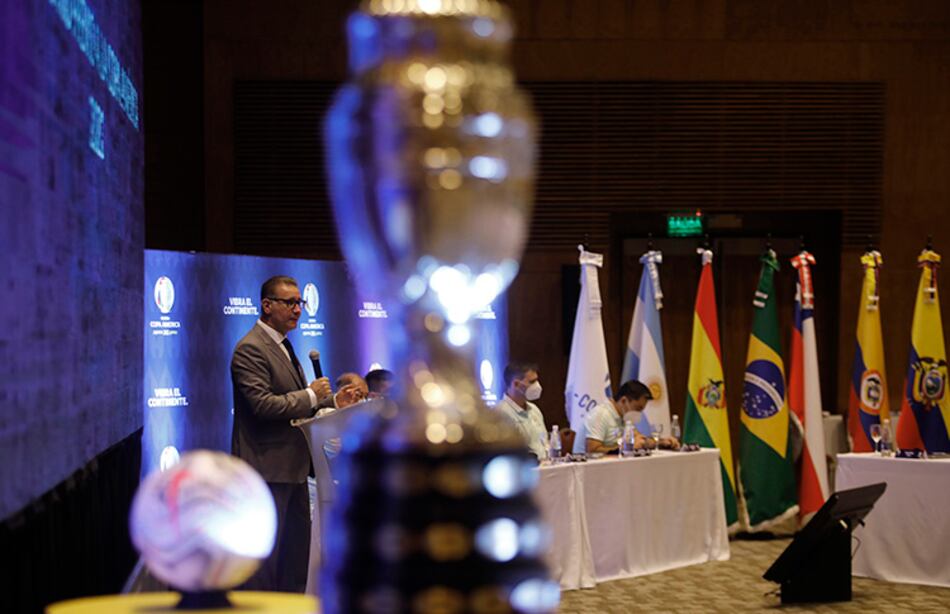 Ni Argentina ni Colombia: la Conmebol busca sede para la Copa América